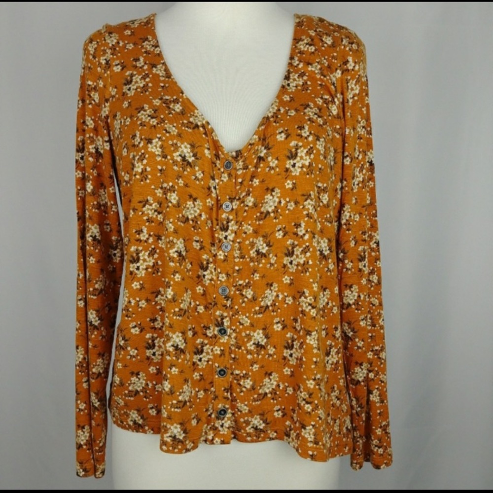 American Eagle Hi Floral Top